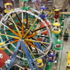 Imagen de archivo de la muestra de dioramas y escenarios construidos con piezas de Lego.