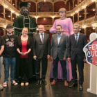 Imagen del acto de la firma del convenio de colaboración de Repsol con el Ayuntamiento de Reus para dar apoyo a las fiestas de la ciudad y a la capitalidad cultural de Reus.