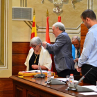 El moment de la presa de possessió de Beltran com diputada dins del grup del PSC per al Partit Judicial de Tortosa.