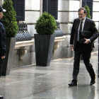 El presidente del Gobierno español, Mariano Rajoy, llegando al Congreso de los Diputados.
