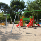 Imatge dels nous elements de jocs infantils que s'han instal·lat al parc Saavedra.