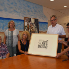 D'esquerra a dreta: Mercè Alonso (experta en gravat), Núria Canyelles (Arxivera Municipal), Norma Pla (filla de l'artista), Eduard Rovira (alcalde) i Núria Batet (regidora de Cultura i Patrimoni).