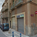 Imagen de la calle de la Victòria con la travesía de la calle Joan Martell de Reus.