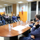 El concejal de Urbanismo, Josep Maria Milà, en el encuentro que mantuvo con vecinos para informarlos del Plan Parcial 10.