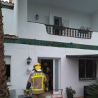 Els bombers han treballat aquest matí en una casa unifamiliar de Torredembarra