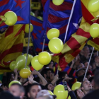 El Camp Nou se llenó de globos amarillos