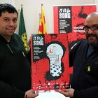 El regidor de Cultura, Jordi Torre, i el dissenyador del cartell i de la imatge del festival, Àlex Foix.