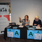 La consellera de Cultura, Begoña Floria, i el director de la Casa de les Lletres, Joan Cavallé en la presentació del programa.