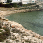 La Cala Llenguadets se encuentra situada entre la playa de los Capellans y la playa Llarga.