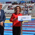 Meritxell Batet inaugurant la piscina olímpica