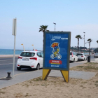 Imatge d'un opi a La Pineda anunciant els Jocs Mediterranis.