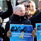 Clara Ponsatí al acto de protesta para reclamar la liberación de los presos el 28 de febrero del 2018.