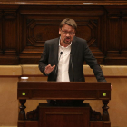 Xavier Domènech, en el pleno del Parlamento del 28 de marzo.