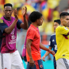 Els jugadors colombians agraint el suport de l'afició.