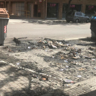 Imatge de contenidor calcinat al carrer Mas Iglesias.