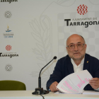 El concejal de Educación de Tarragona, Francesc Roca, ha explicado las inversiones que se realizarán en los diversos centros educativos.