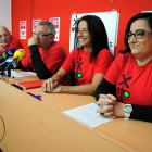 Els portaveus de Trens Dignes Ebre-Priorat, Cristina Bel, Montse Castellà, Josep Casadó i Valentí Marin.
