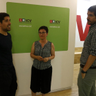 Els co-cordinadors nacionals d'ICV, David Cid i Marta Ribas, i el portaveu Ernest Urtasun conversen a la seu d'ICV.
