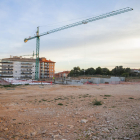 Solar que l'Ajuntament cedirà a la Generalitat per construir el futur institut-escola.