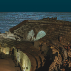 El Anfiteatro ha acogido el espectáculo Amfiteatrum y se ha abierto las noches de agosto con el fin de hacer visitas nocturnas.