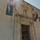 Imageb de la fachada del ayuntamiento de Ulldecona.