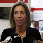 La consellera d'Empresa i Coneixement, Àngels Chacón, durant una atenció als mitjans al MWC19.