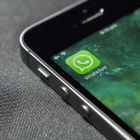 Whatsapp, propietat de Facebook, intenta limitar la possibilitat de propagar notícies falses.