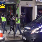 Moment en què la Policia Nacional detè al neonazi de Tarragona