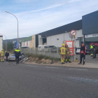 Pla general de la zona de l'accident que ha causat un ferit lleu a Valls.