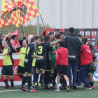Els jugadors del Nàstic Genuine celebrant un dels seus partits amb l'afició