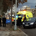 Guardia Urbana y SEM se han trasladado hasta el lugar del accidente.