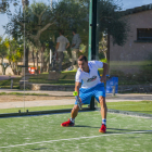 Dani García Lara, jugando a pádel.