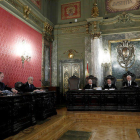 Imagen de archivo de los tres letrados de la defensa y del tribunal, en la vista en el Supremo para revisar los recursos del 9-N.