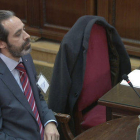 El exsecretario de Difusión de la Generalitat y actual secretario de Comunicación, Antoni Molons, sentado en el Tribunal Supremo.