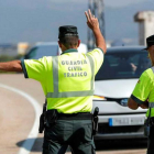 Los agentes de la Guardia Civil acudieron a un accidente y se encontraron casi un millón de euros.
