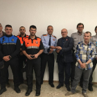 Las emisoras fueron entregadas ayer al alcalde de la Canonja, Roc Muñoz, y a los voluntarios de Protecció Civil del municipio.