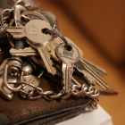 Los ladrones cogían las claves|llaves de los pacientes para robar en sus casas mientras estaban ingresados.