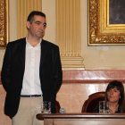 Montes en el mment de ser nombrado concejal al plenario municipal de Vilanova i la Geltrú.