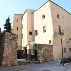 L'edifici del Consell Comarcal de la Conca de Barberà, a Montblanc, ubicat al Palau Alenyà, al call jueu.
