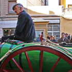 'Quec' a sobre d'un carruatge durant uns Tres Tombs de Sant Antoni.