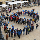 Imagen de la celebración del Día Internacional del Autismo en la plaza de la Font.