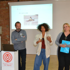 Imagen de la presentación de la nueva etapa de Cal Massó, con Ferran Benach, Ivelice Brown y Montserrat Caelles