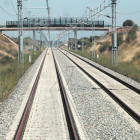 Las nuevas vías de tren en un tramo entre Cambrils y el nudo de Vila-seca.