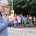 Imagen del alcalde inaugurando las fiestas de la calle Goya.