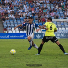Gerard Verge, durante una jugada con su nuevo equipo, el Recreativo de Huelva.
