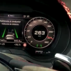 Captura del vídeo en el que se puede ver como el hombre circulaba a 263 km/h.