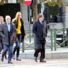 Arribada de Carles Puigdemont, acompanyat de Jami Matamala, a la Chambre du Conseil de Brussel·les per la vista de l'euroordre