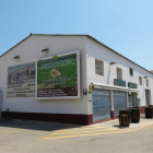 Exterior de la Cooperativa Agrícola de Calafell.