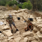 Pla general d'arqueòlegs treballant al poblat ibèric de l'Assut de Tivenys