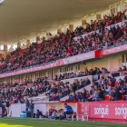 La tribuna del Nou Estadi en un dels últims partits que es va disputar la temporada 2019-20.